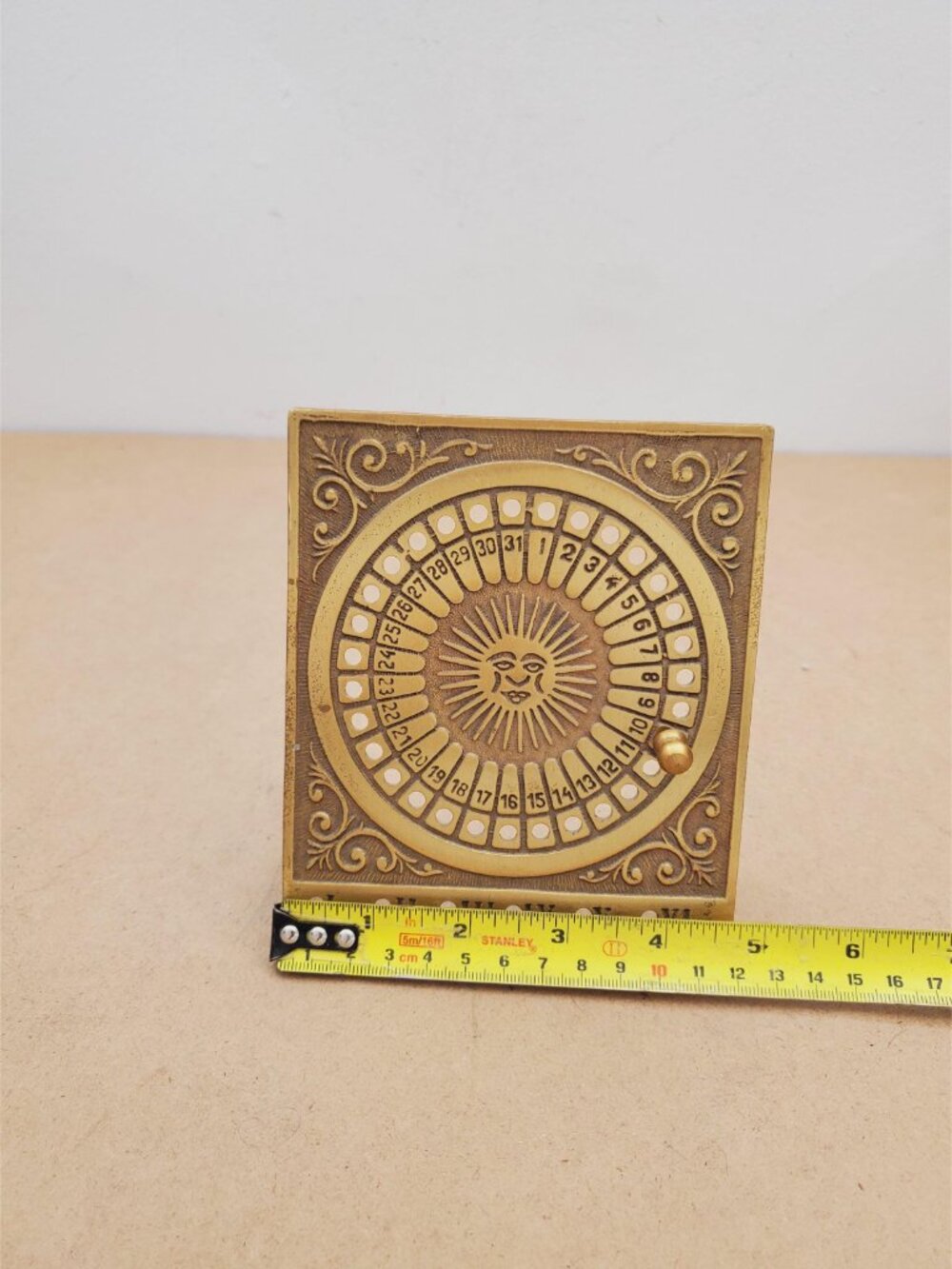Vintage Brass Perpetual Sundial Calendar. MISSING 1 PEG Unique Housewarming, - Picture 9 of 12